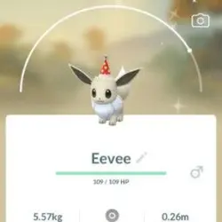 Shiny Eevee Party Hat Costume (Предмет)